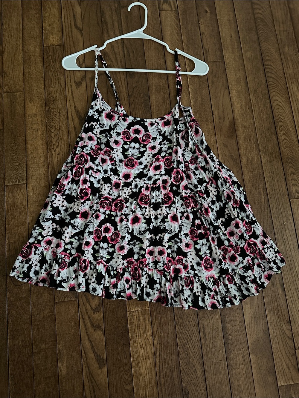 NWOT torrid Black Tank Top with Pink & White Floral Print